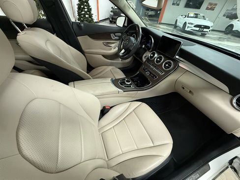 Used 2018 Mercedes-Benz C 300 Sedan image 9
