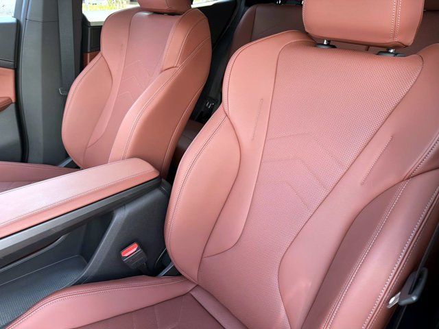 Used 2026 BMW X2 xDrive28i AWD/4WD image 18