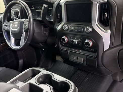 Used 2022 GMC Sierra 1500 SLE w/ X31 Off-Road Package AWD/4WD image 25