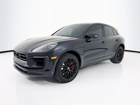 Certified 2025 Porsche Macan GTS AWD/4WD image 1