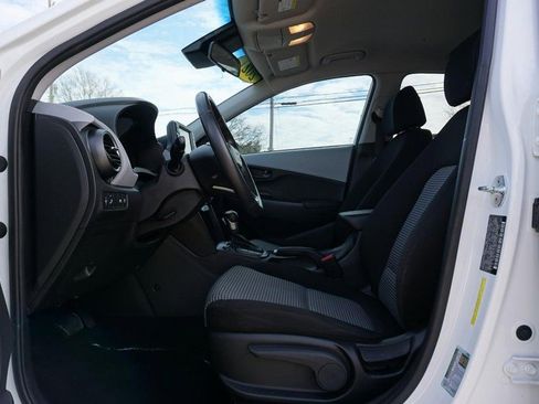 Used 2021 Hyundai Kona SEL image 21