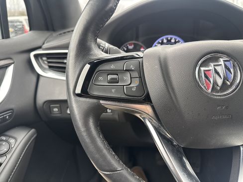 Used 2023 Buick Enclave Avenir image 19