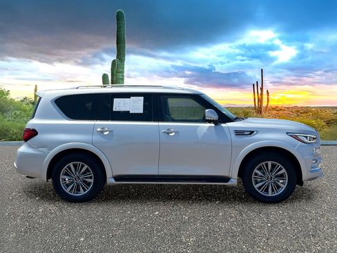 Certified 2022 INFINITI QX80 Luxe w/ Cargo Package RWD image 6