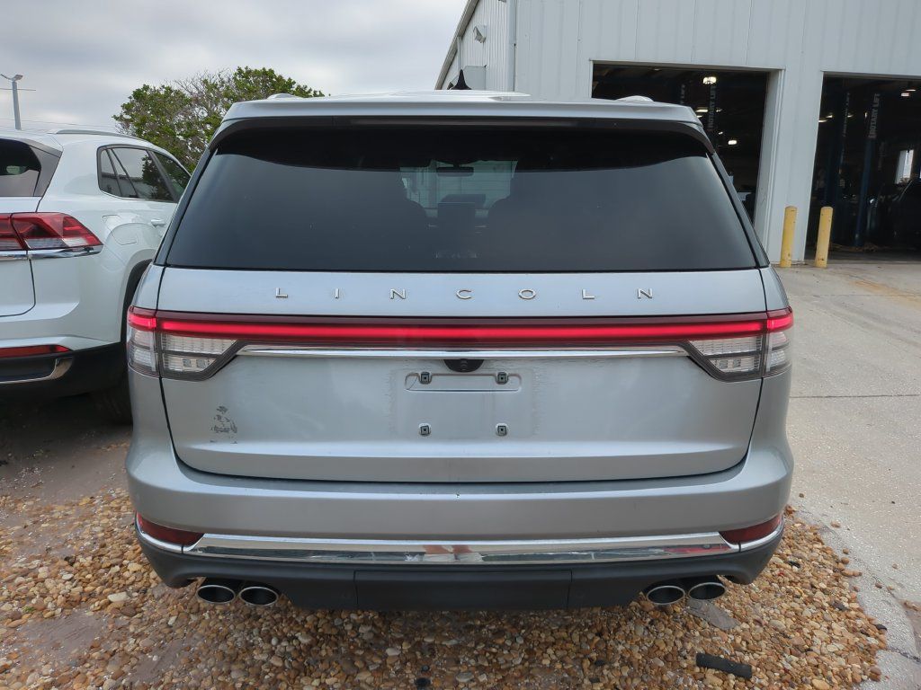 Used 2021 Lincoln Aviator Reserve w/ Equipment Group 202A AWD/4WD image 6