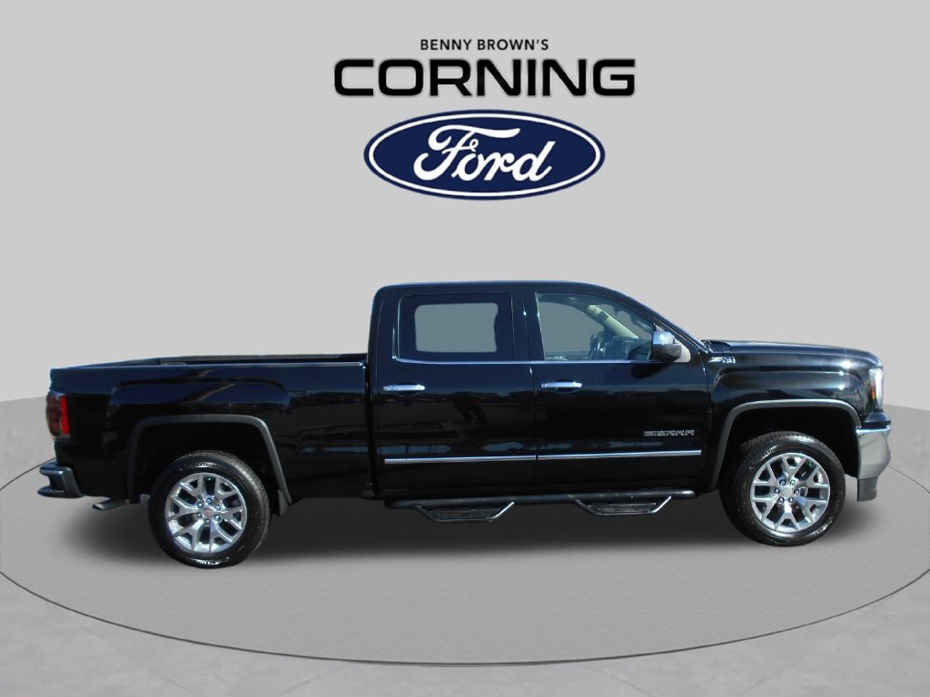 Used 2018 GMC Sierra 1500 SLT AWD/4WD image 3