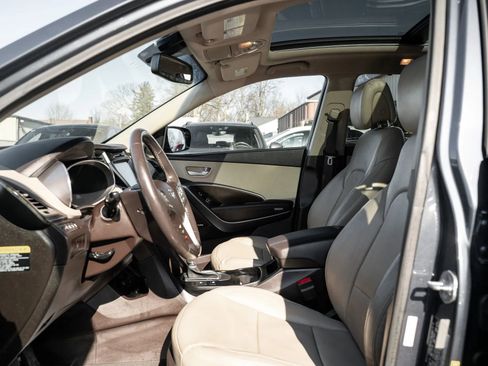 Used 2017 Hyundai Santa Fe Sport image 7