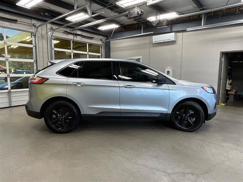 Used 2022 Ford Edge SE AWD/4WD image 6