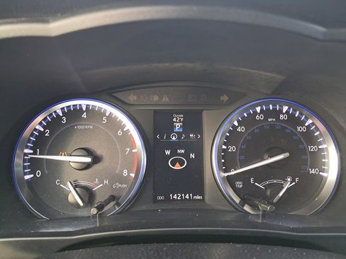 Used 2015 Toyota Highlander Limited image 18