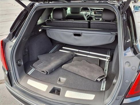 Used 2022 Cadillac XT5 Premium Luxury image 32