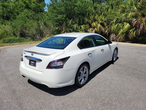 Used 2012 Nissan Maxima 3.5 SV w/ Sport Pkg FWD image 4