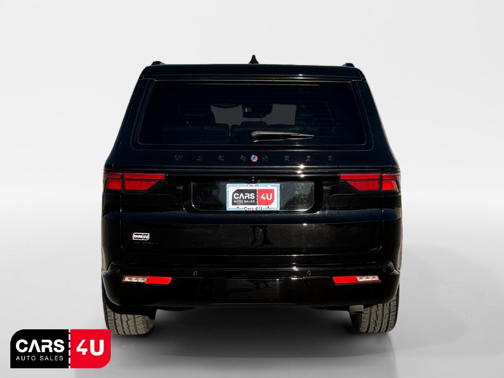 Used 2023 Jeep Wagoneer Series II AWD/4WD image 6