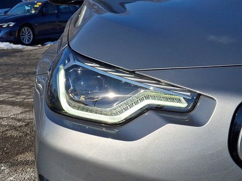 Used 2025 BMW 230i xDrive Coupe w/ Premium Package image 9