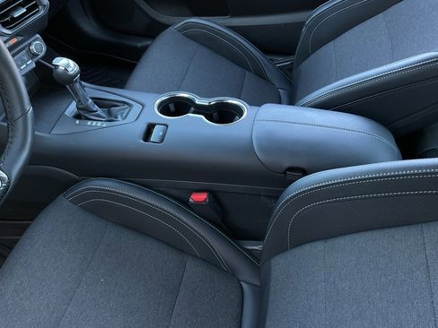 Used 2025 Ford Mustang Coupe image 32