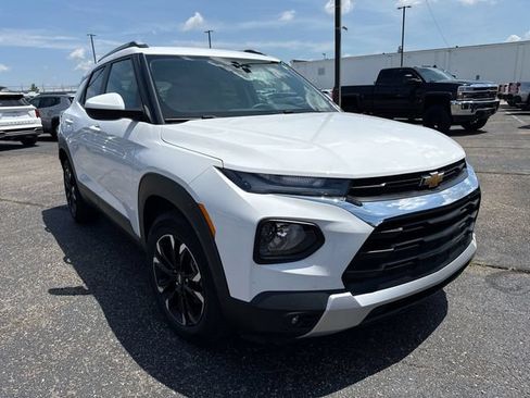 Used 2023 Chevrolet TrailBlazer LT FWD image 6