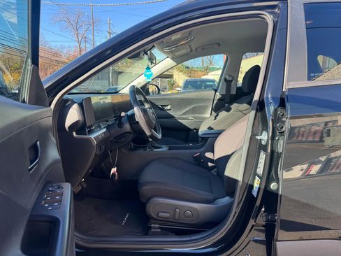 Used 2024 Hyundai Kona SEL image 22