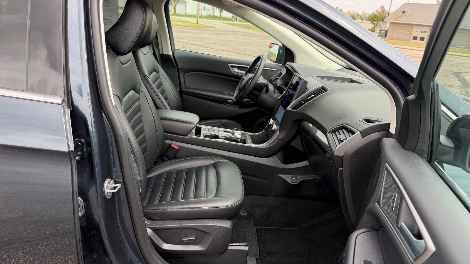 Certified 2024 Ford Edge SEL w/ Convenience Package AWD/4WD image 22