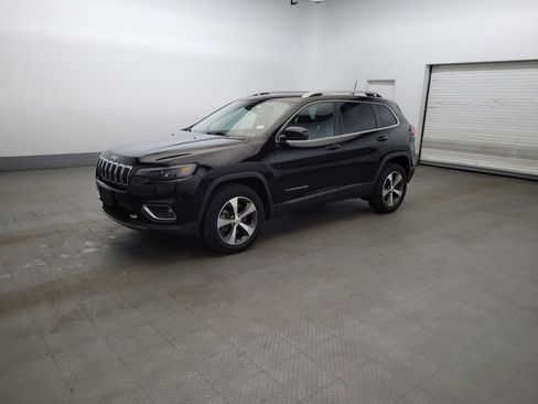 Used 2021 Jeep Cherokee Limited w/ Elite Package AWD/4WD image 2