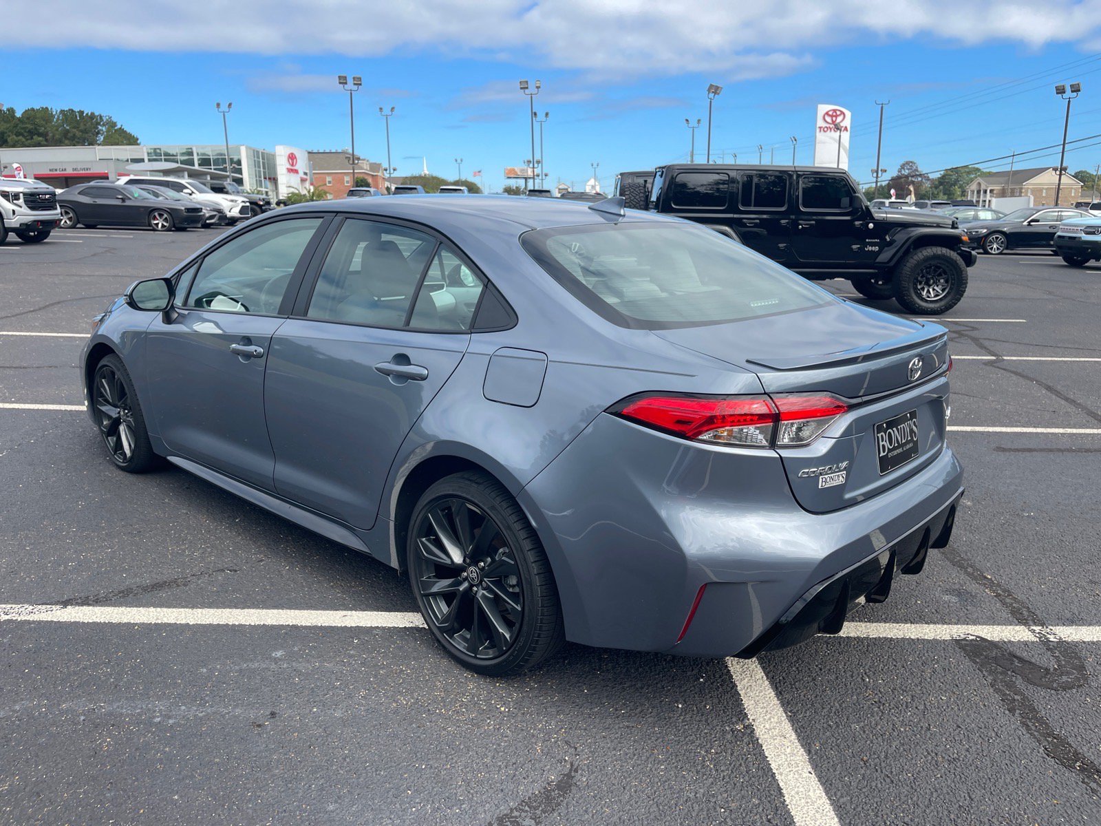 Used 2024 Toyota Corolla SE FWD image 14