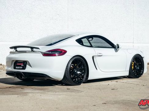 Used 2014 Porsche Cayman S image 3