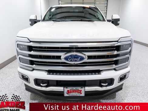 Used 2024 Ford F350 Limited w/ FX4 Off-Road Package AWD/4WD image 7