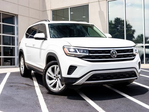 Used 2021 Volkswagen Atlas SE w/ Panoramic Sunroof Package FWD image 7