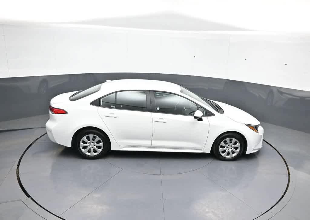 Used 2026 Toyota Corolla LE FWD image 35