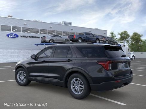 New 2026 Ford Explorer Active RWD image 4