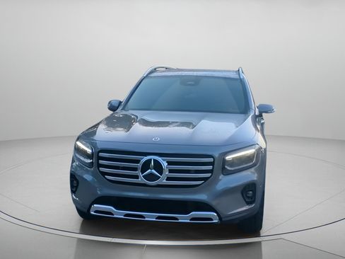 Used 2026 Mercedes-Benz GLB 250 w/ Exclusive Package image 8