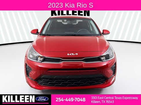 Used 2023 Kia Rio S image 2
