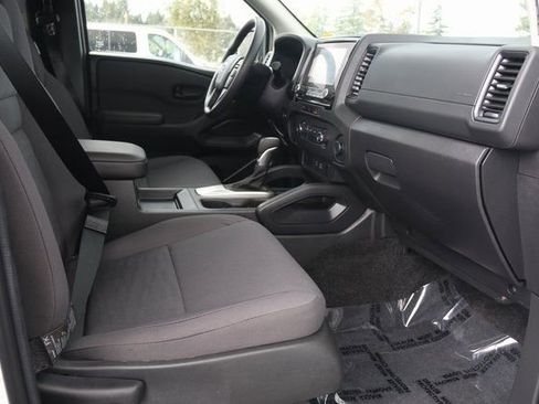 Used 2024 Nissan Frontier S w/ S Utility Package image 11