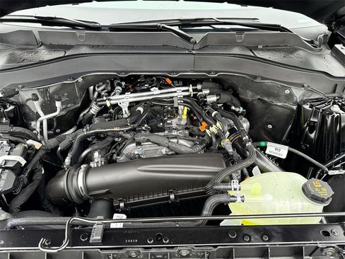 New 2026 Ford Explorer Active w/ Active Comfort Package image 25