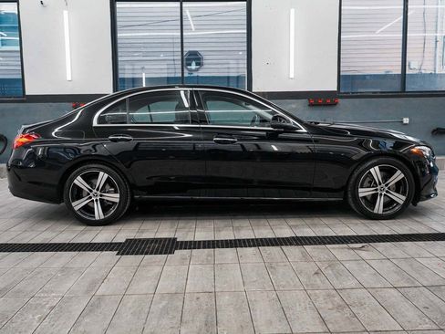 Used 2025 Mercedes-Benz C 300 4MATIC Sedan image 5
