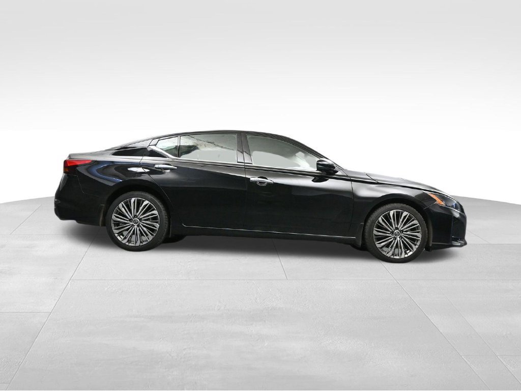 Used 2023 Nissan Altima 2.5 SL AWD/4WD image 15