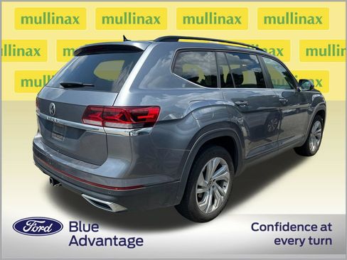 Used 2022 Volkswagen Atlas SE FWD image 2