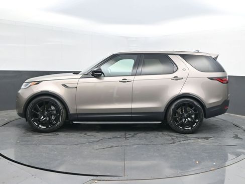 New 2025 Land Rover Discovery S AWD/4WD image 2