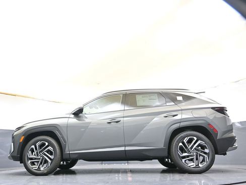 New 2026 Hyundai Tucson Limited image 38