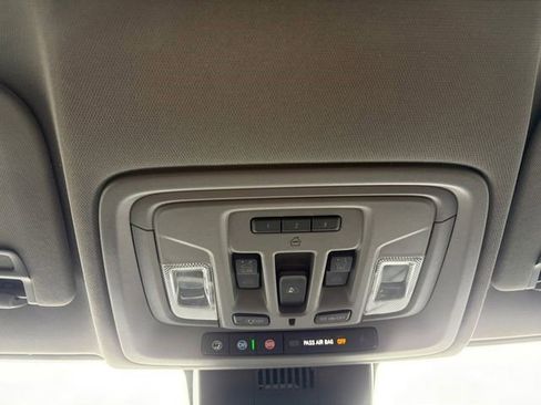 Certified 2024 GMC Sierra 1500 SLT RWD image 12