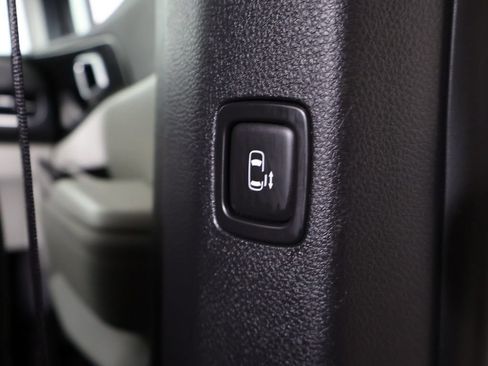 Used 2024 Kia Carnival SX Prestige FWD image 58