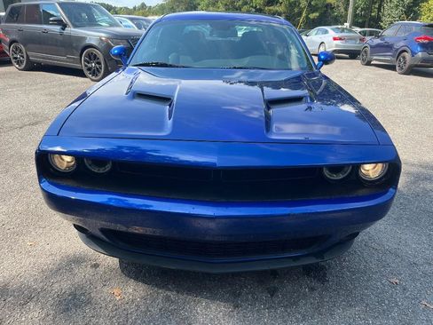 Used 2020 Dodge Challenger SXT w/ Blacktop Package RWD image 3