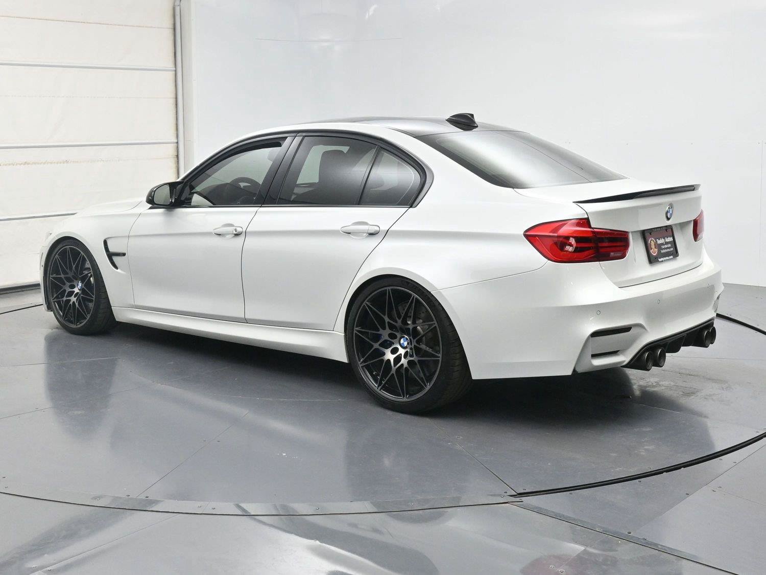 Used 2018 BMW M3 RWD image 26