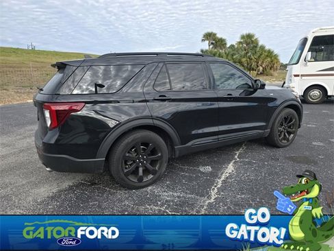 Used 2023 Ford Explorer ST-Line w/ Class IV Trailer Tow Package image 5