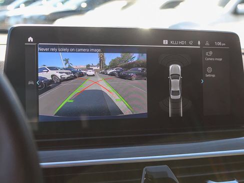 Certified 2023 BMW 530e w/ Convenience Package image 23