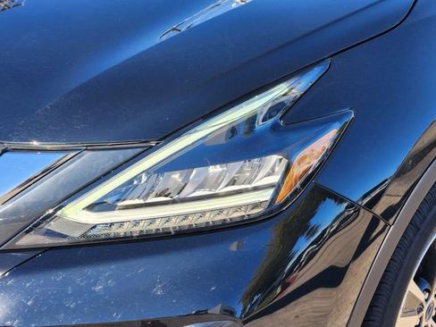 Used 2023 Nissan Murano SV image 8