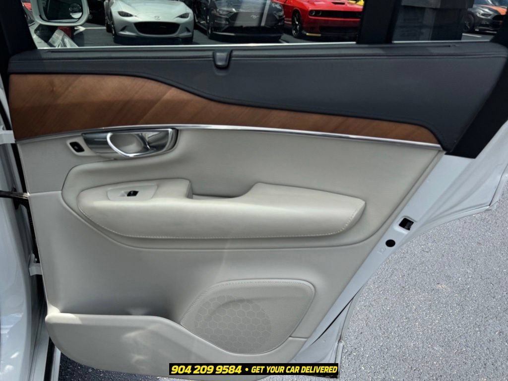 Used 2016 Volvo XC90 T6 Inscription w/ Vision Package AWD/4WD image 34