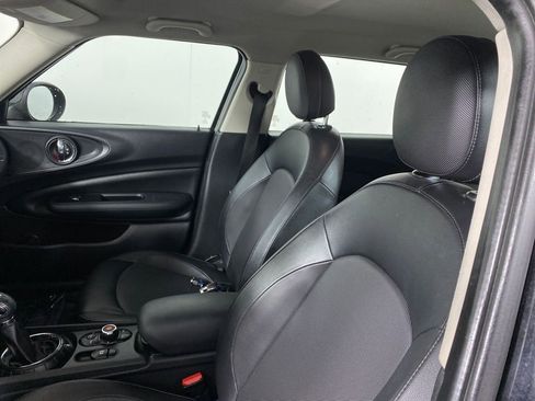 Used 2017 MINI Cooper Clubman image 8