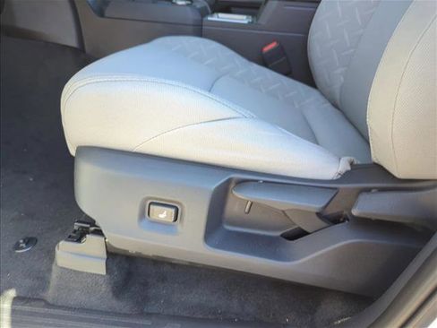 New 2026 Toyota Tacoma SR5 image 11