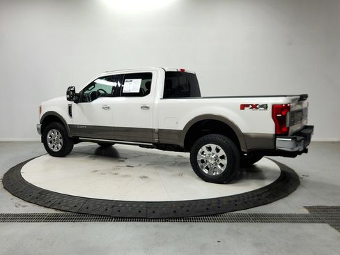 Used 2019 Ford F250 King Ranch w/ King Ranch Ultimate Package AWD/4WD image 6