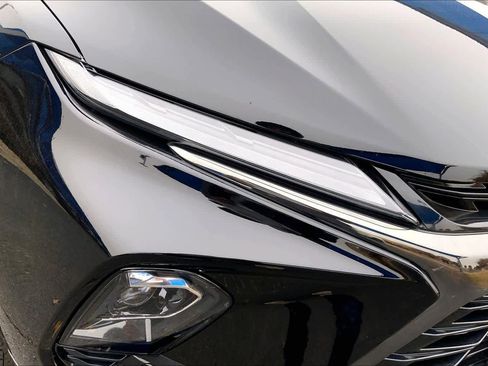 Certified 2025 Chevrolet Blazer RS w/ Driver Confidence II Package image 27