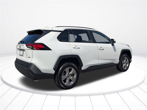 Used 2023 Toyota RAV4 XLE image 9