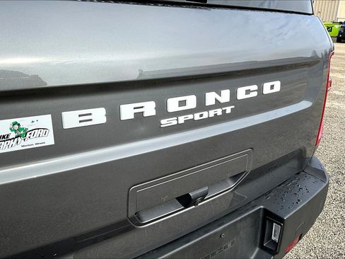Used 2022 Ford Bronco Sport Badlands image 32